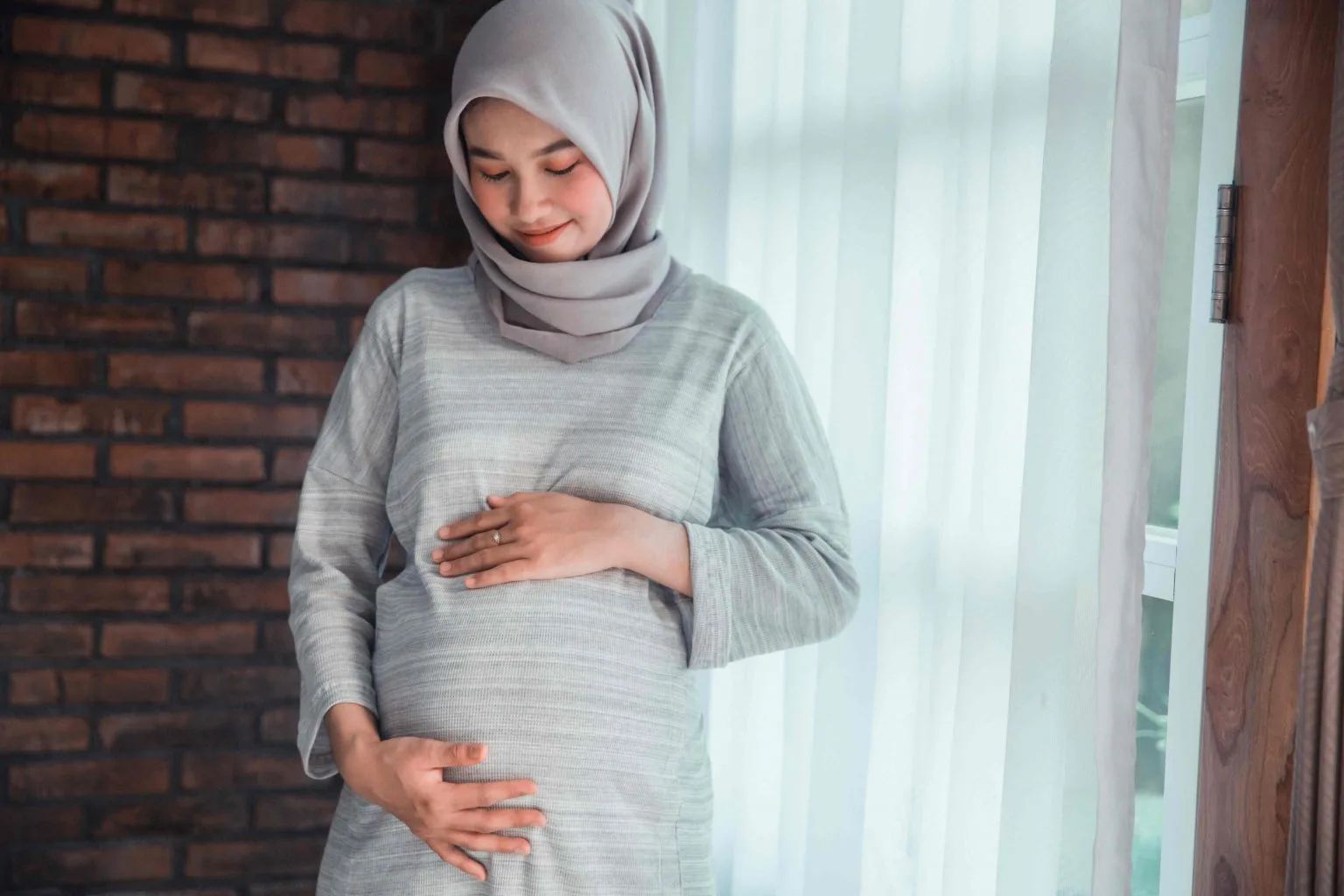 6 إرشادات غذائية أساسية لصحة الأم والجنين خلال الحمل